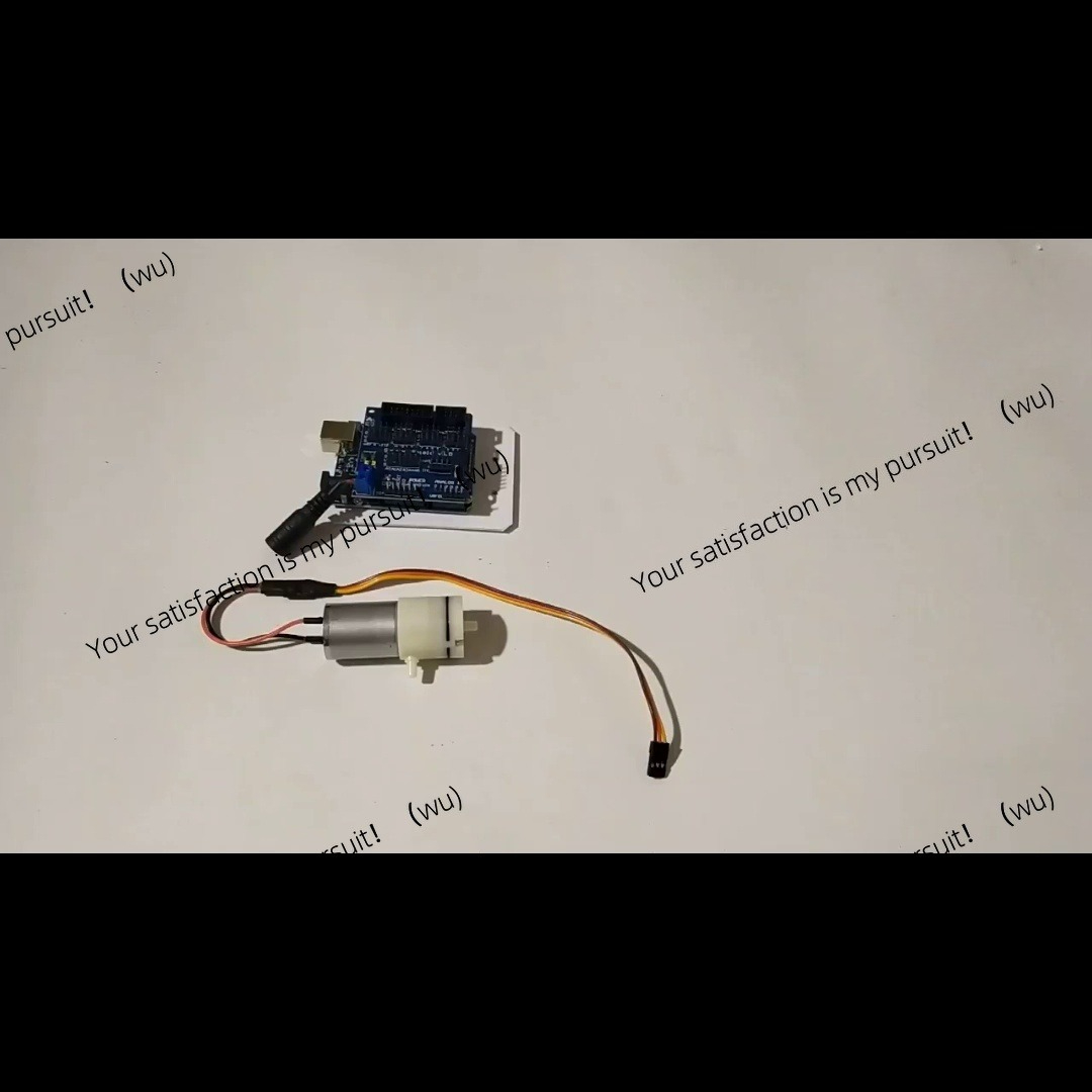 Pompa powietrza z ramieniem ro – Programmable Robotic Arm Kit Arduino recenzja i cena